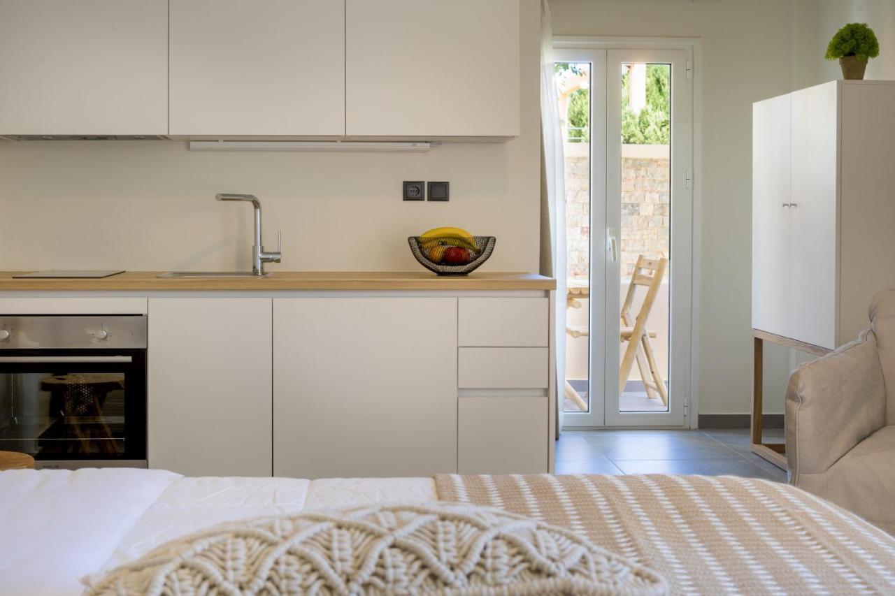 S U E N O - Studios And Apartments, With Shared Pool Kato Daratso Luaran gambar